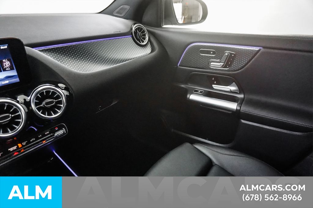 Used 2025 Black Mercedes-Benz GLA 250 image 54
