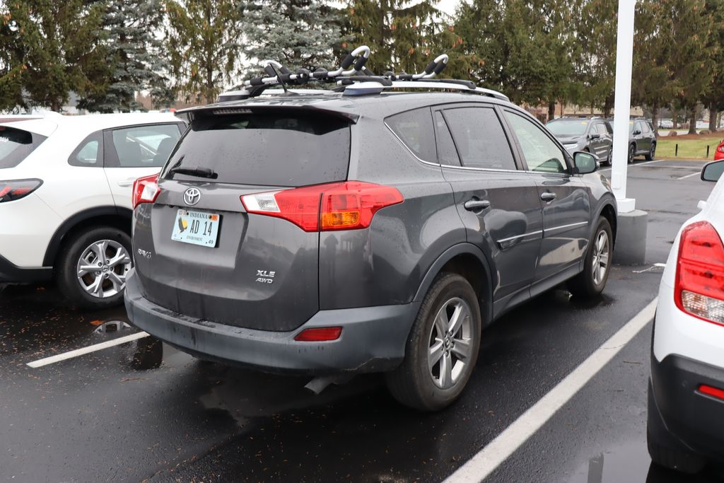 2015 Toyota RAV4 XLE 4