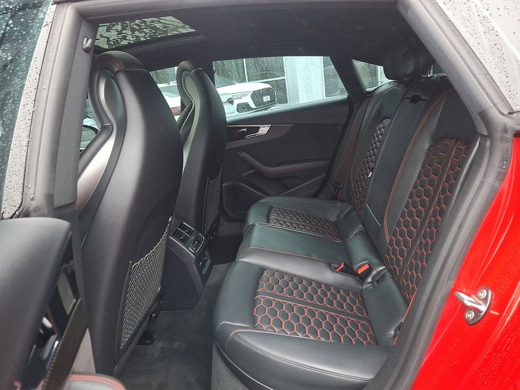 Thumbnail: 2021 Audi RS 5 - 10