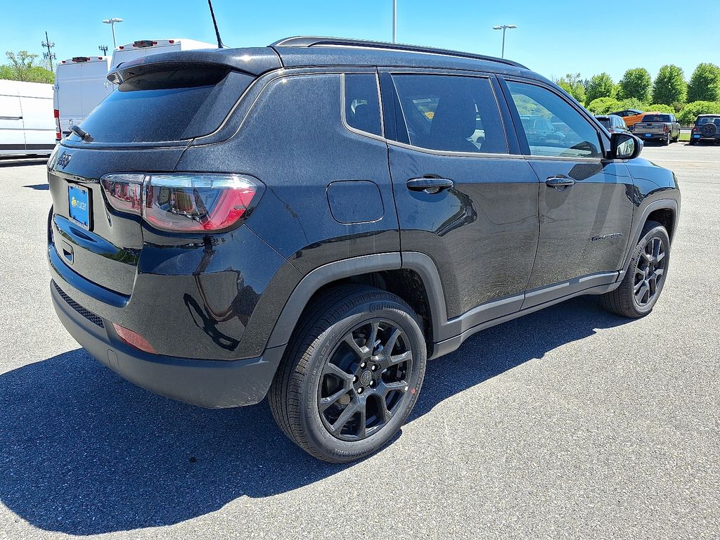 2026 Jeep Compass — photo 4
