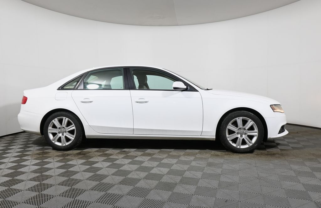 Thumbnail: 2011 Audi A4 - 8