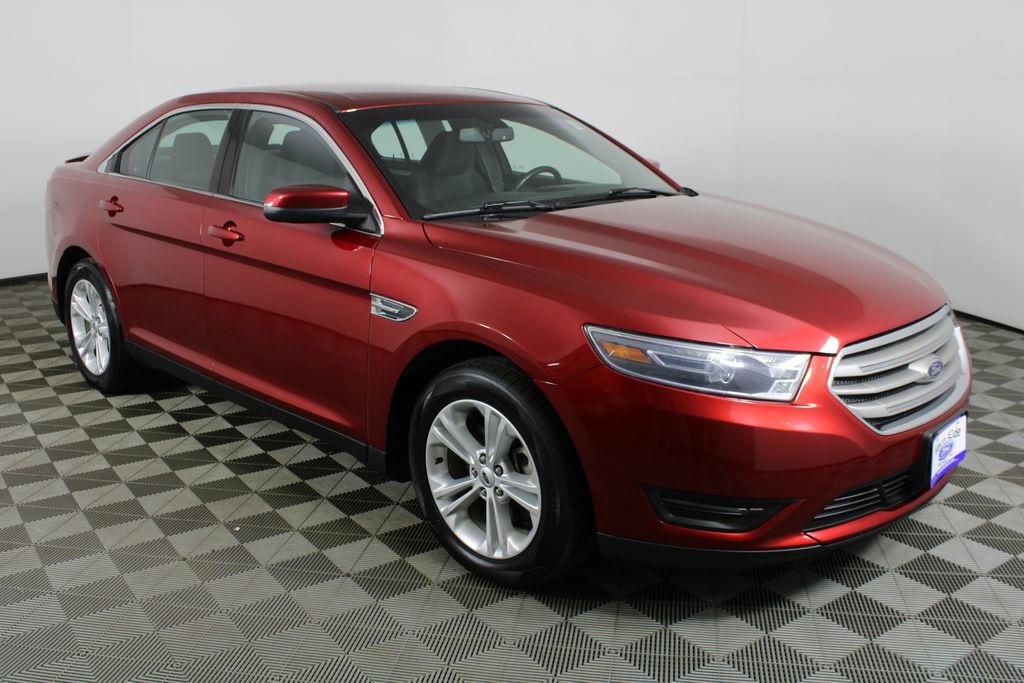 2014 Ford Taurus SEL