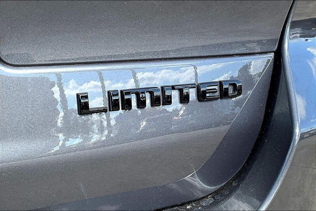 2025 Jeep Grand Cherokee L Limited - 11