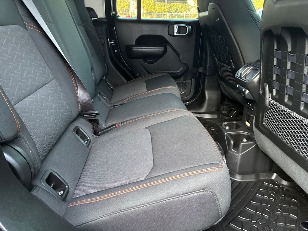 Used Car 2023 Jeep Gladiator  Mojave For Sale Under $40,000 In Austin, Texas