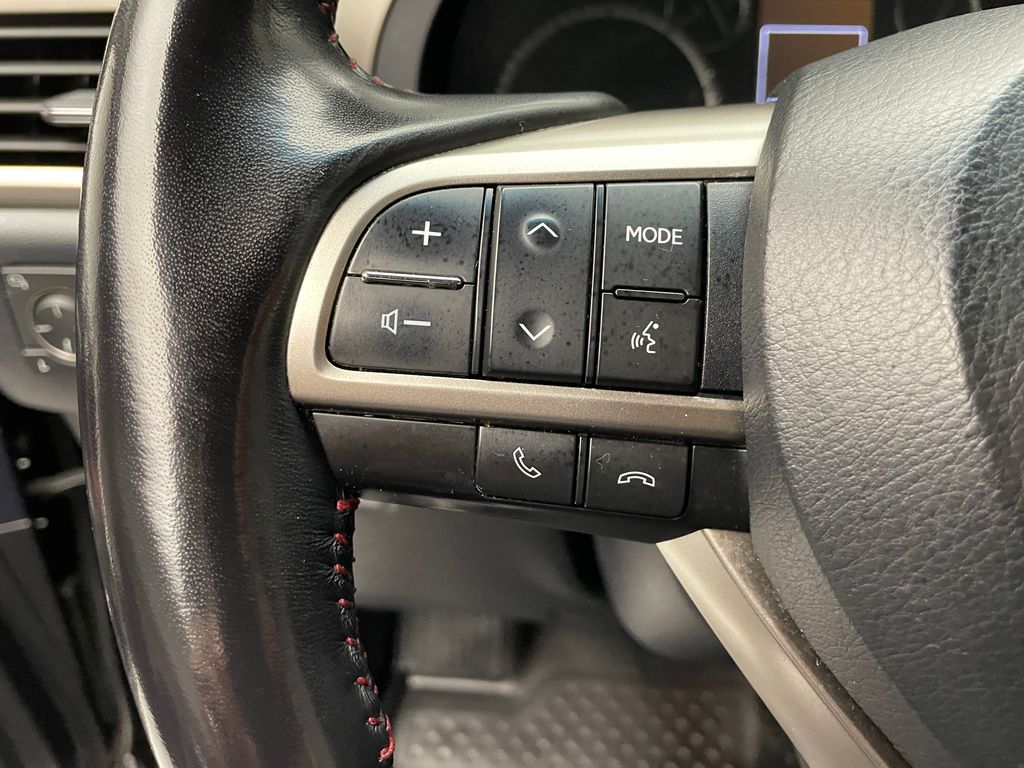 Thumbnail: 2021 Lexus GX - 23