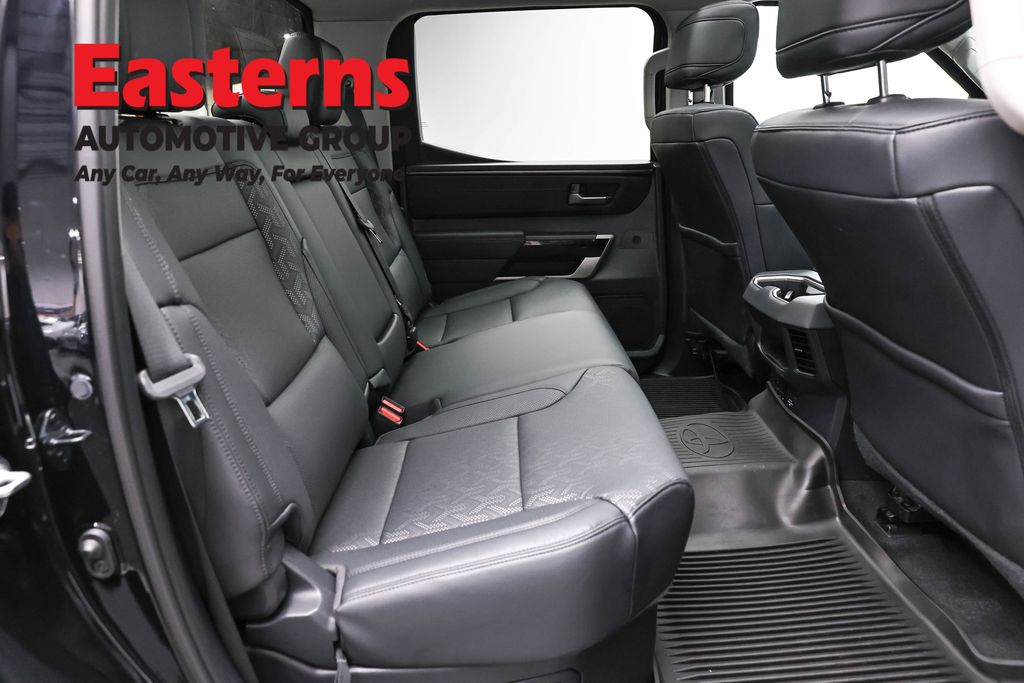 2024 Toyota Tundra Limited - Photo 28