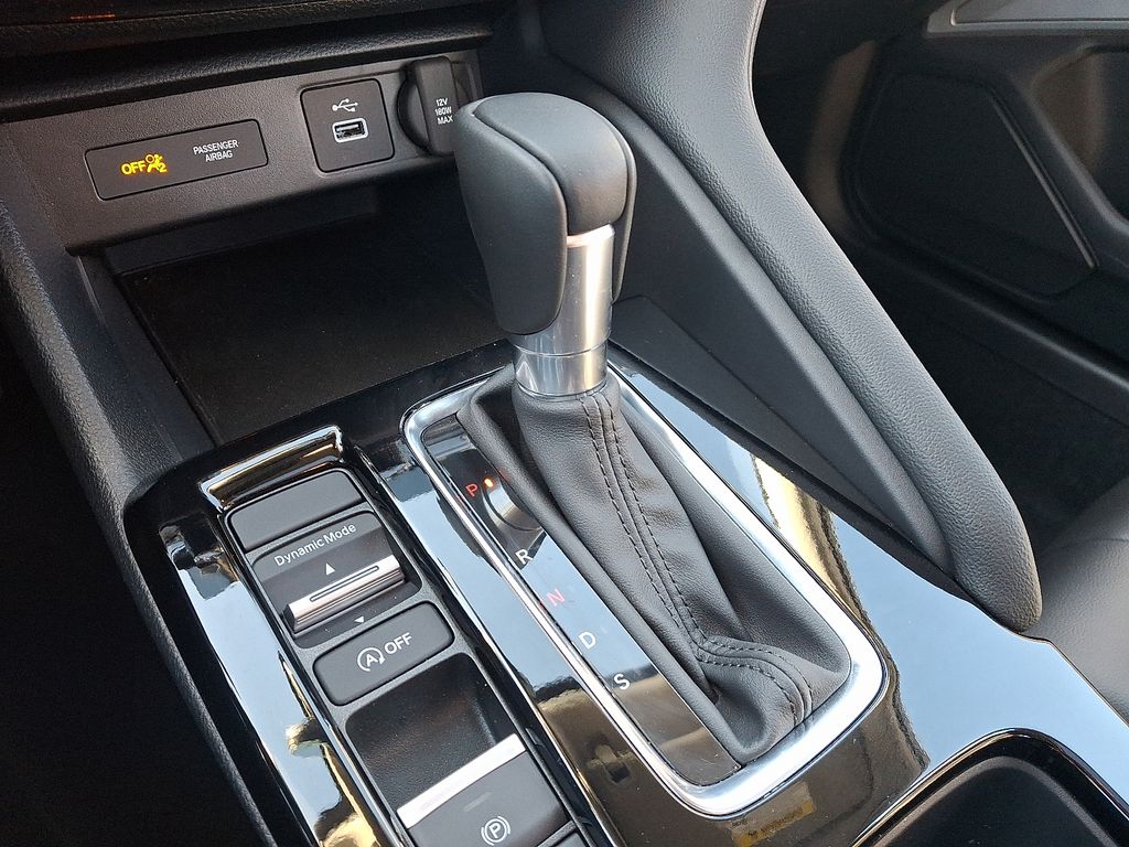 Thumbnail: 2025 Acura Integra - 15