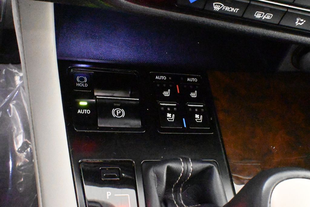 Thumbnail: 2019 Lexus RX - 27