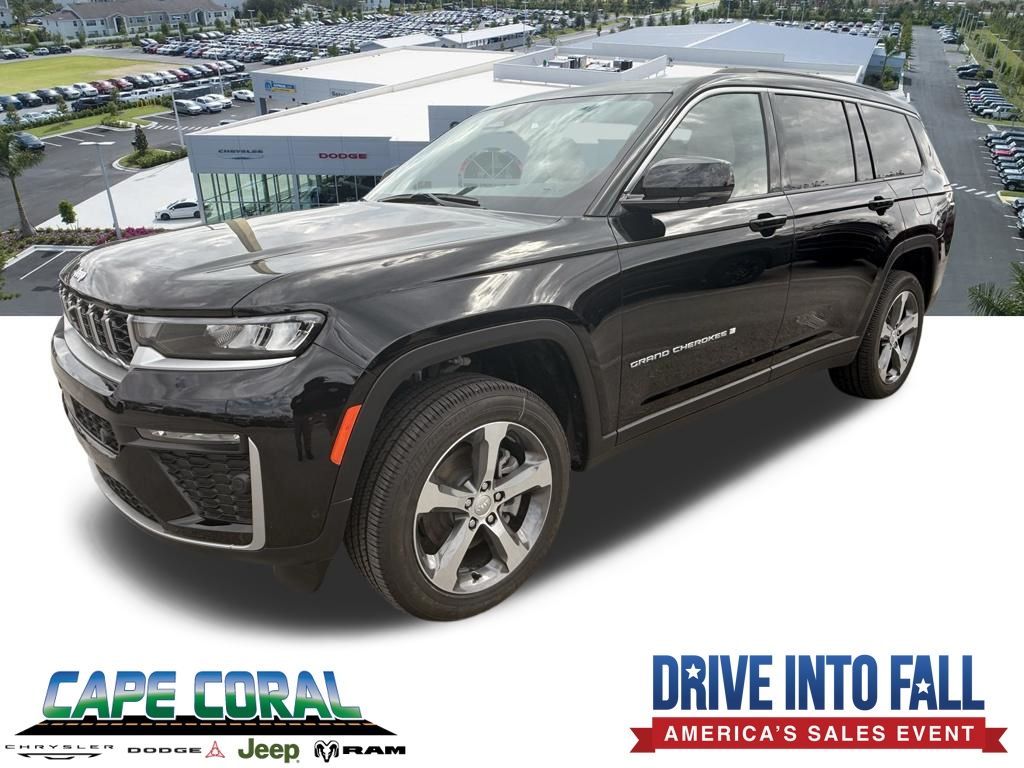 Diamond Black Crystal Pearlcoat 2026 Jeep Grand Cherokee L SUV / Crossover Four-Wheel Drive 8-Speed Automatic