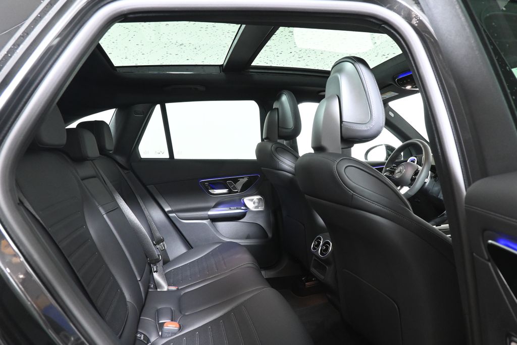 2025 Mercedes-Benz GLC 300 19