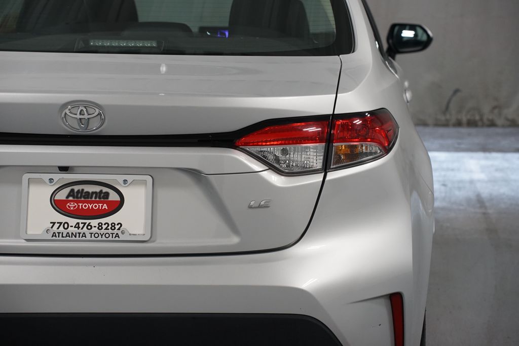 Thumbnail: 2024 Toyota Corolla - 10