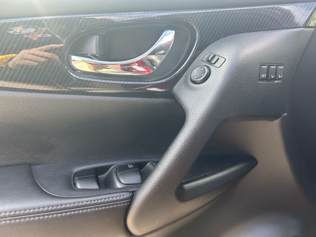 2020 Nissan Rogue SL Red at Subaru and VW of Moon Township