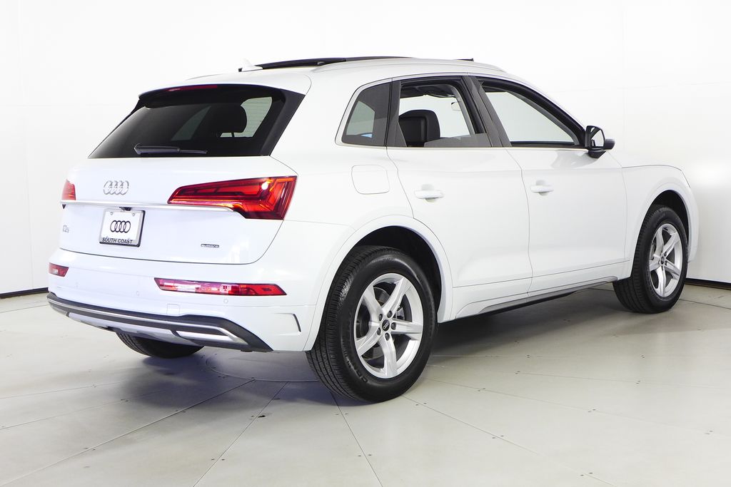 Thumbnail: 2023 Audi Q5 - 7