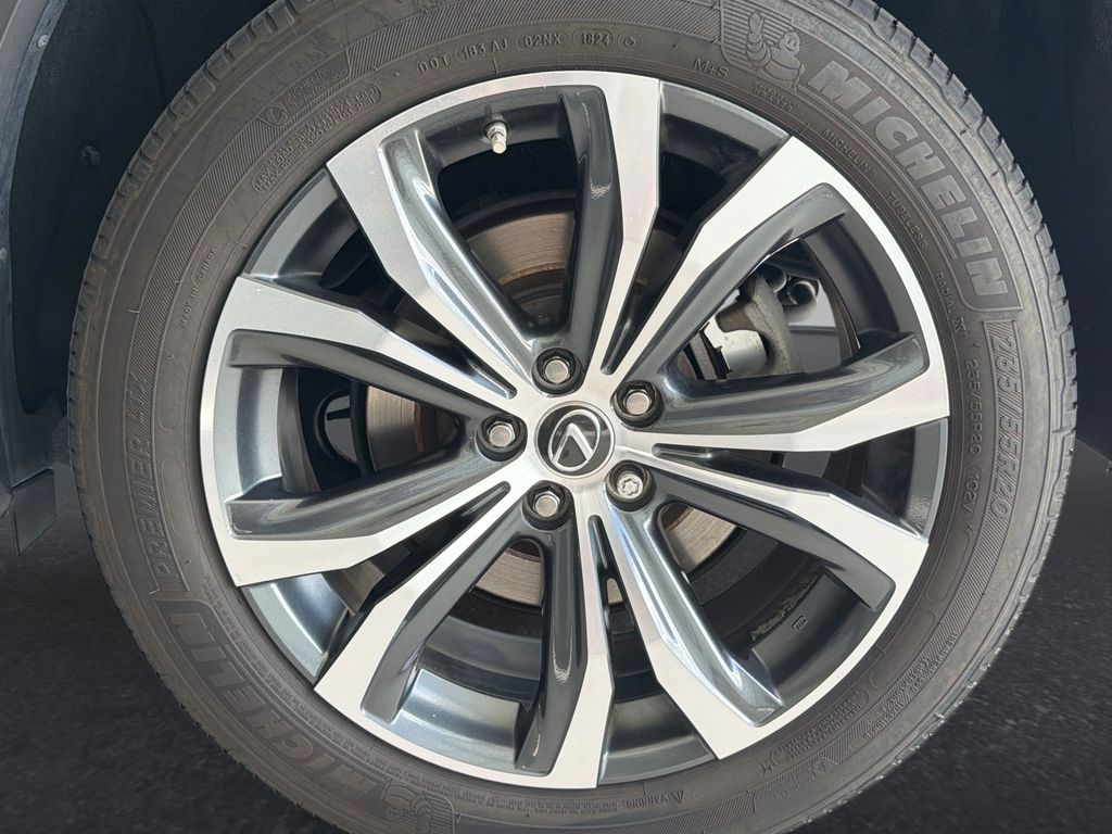 Thumbnail: 2021 Lexus RX - 31