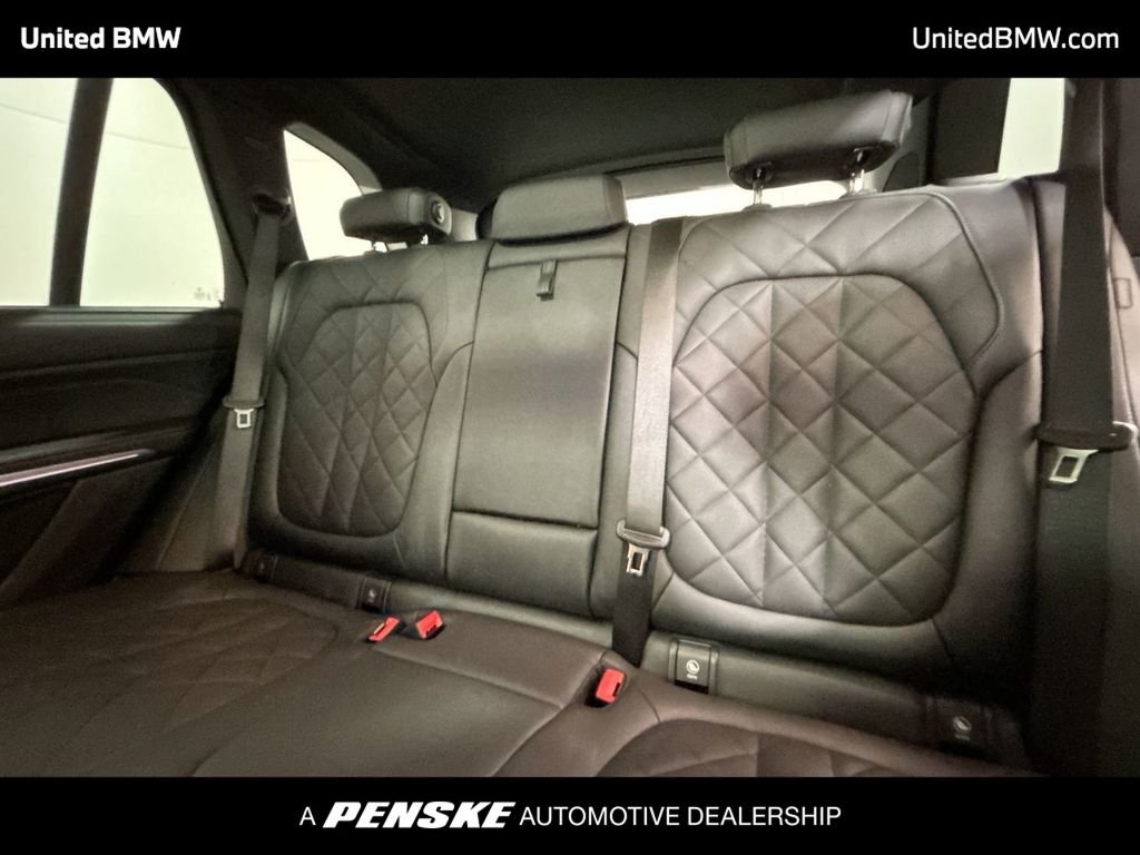 Thumbnail: 2025 BMW X5 - 21