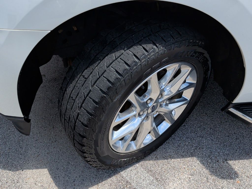 2021 Ford Expedition Max XLT White at Toyota of Victoria