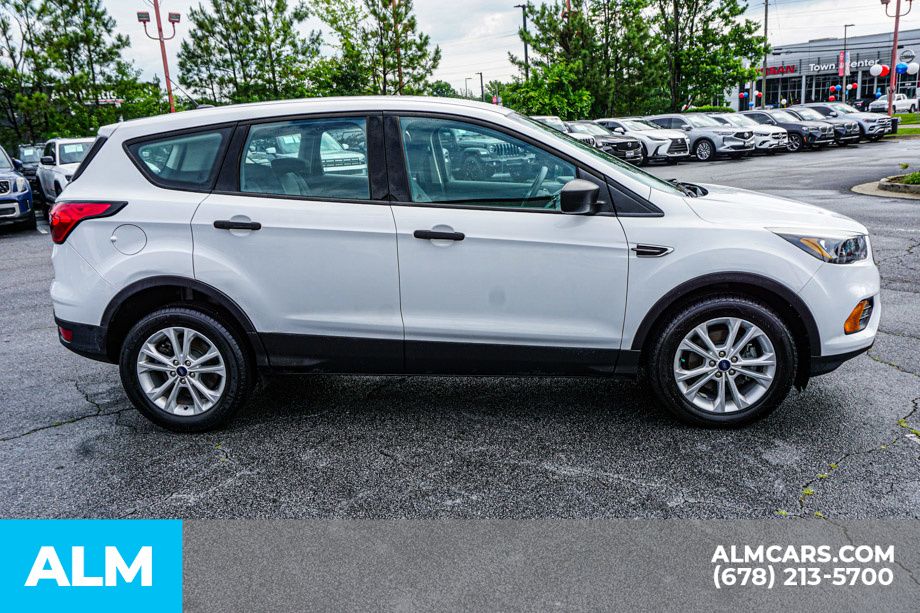 Used 2019 White Ford S image 9