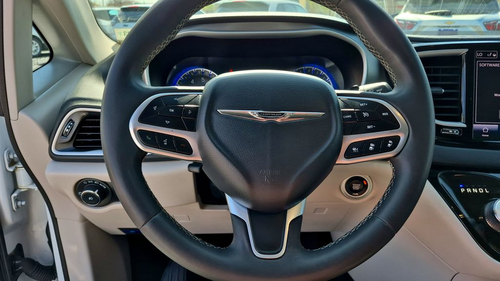 2023 Chrysler Pacifica