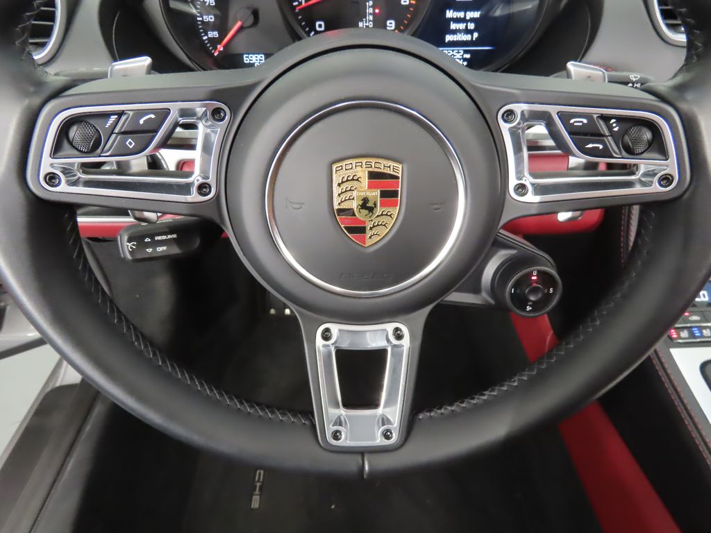 Thumbnail: 2021 Porsche 718 Boxster - 27