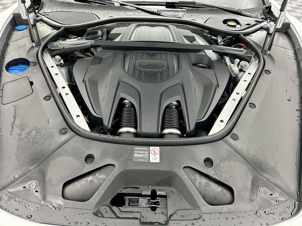 Thumbnail: 2026 Porsche Panamera - 30