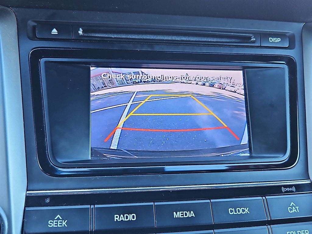 Thumbnail: 2016 Hyundai Tucson - 19