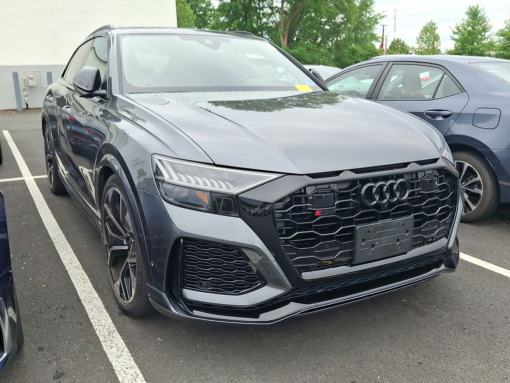 Thumbnail: 2024 Audi RS Q8 - 3