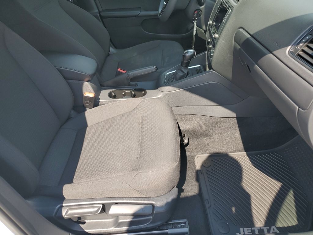 Used Car 2016 Volkswagen Jetta  1.4t S For Sale Under $12,000 In Austin, Texas