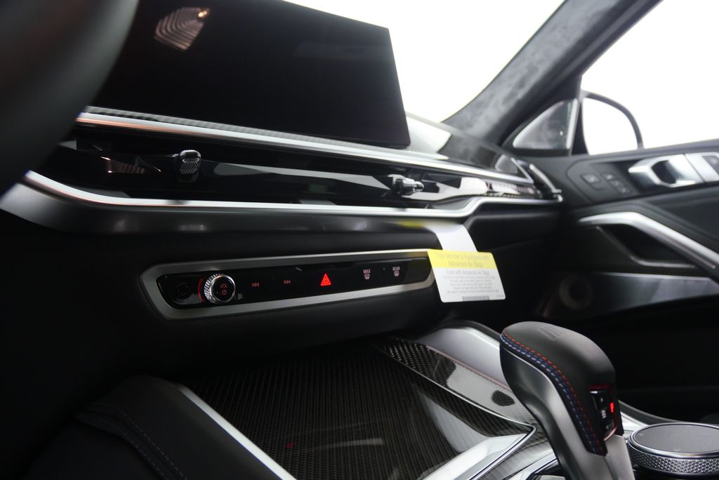 Thumbnail: 2026 BMW X6 - 22