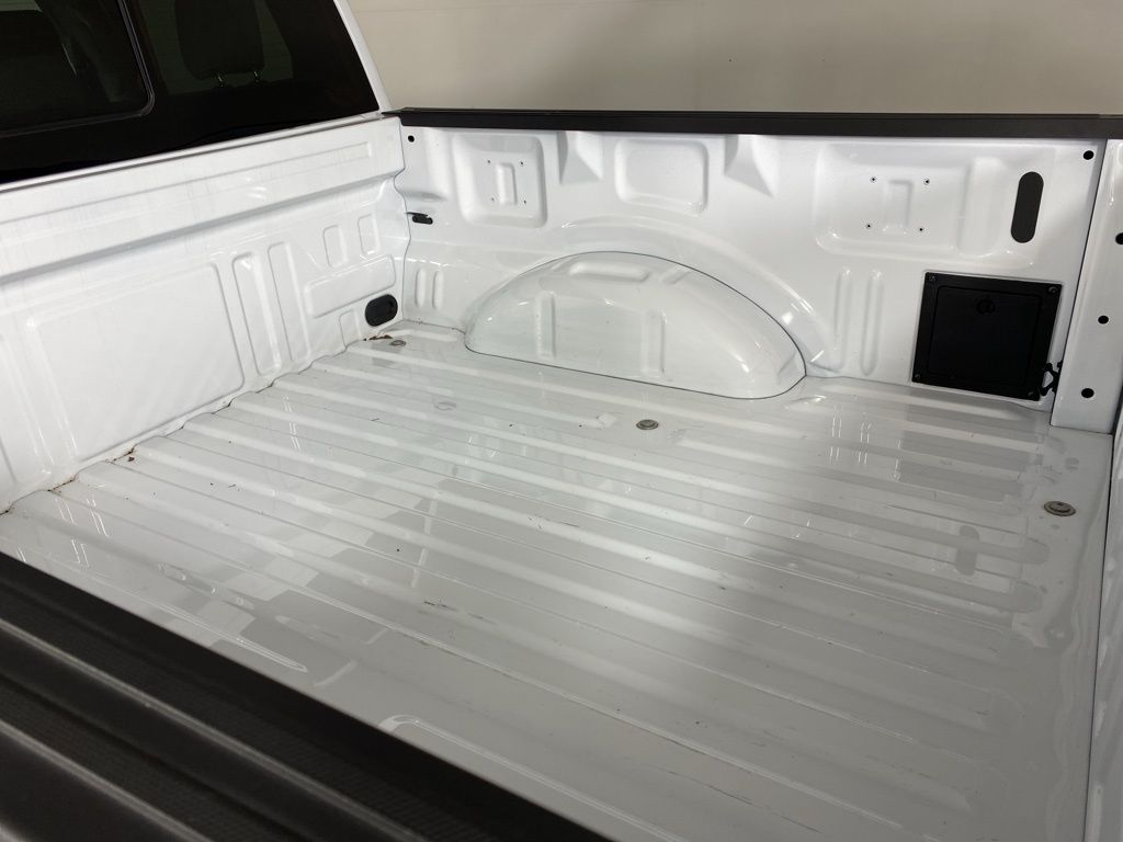 2025 Ford F-150 XLT - Photo 9