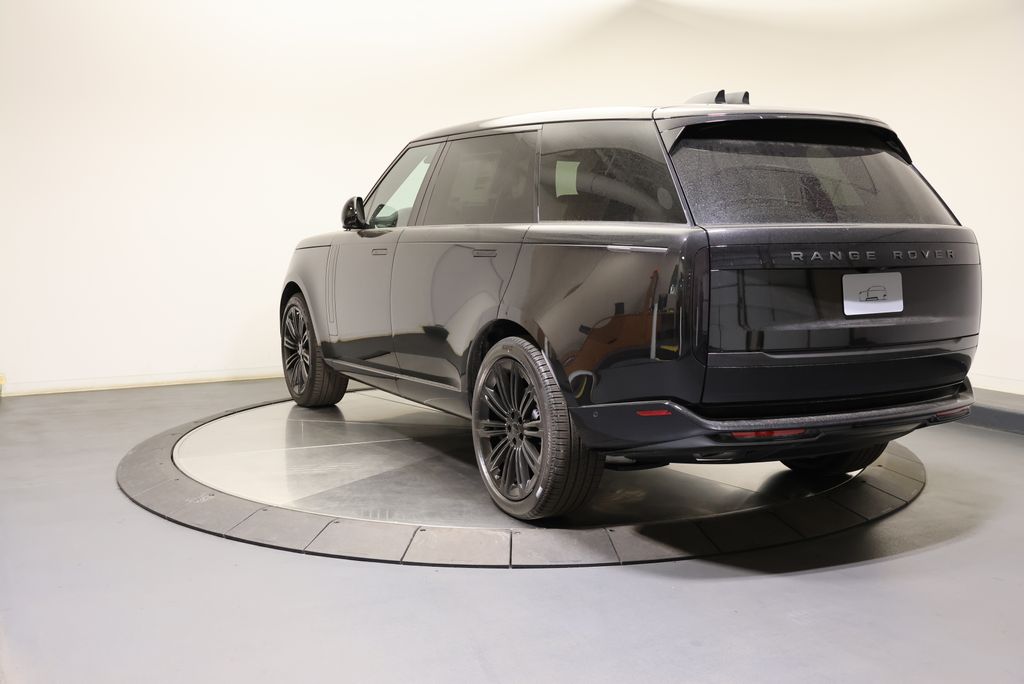 Thumbnail: 2026 Land Rover Range Rover - 3