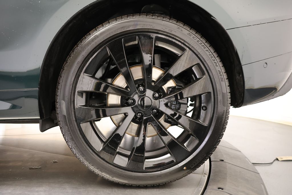 Thumbnail: 2026 Land Rover Range Rover Sport - 10