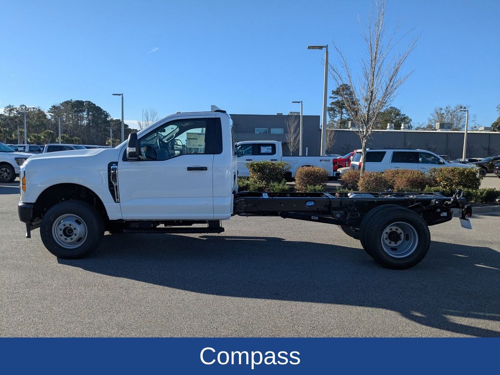 2026 Ford F-350 Chassis XL