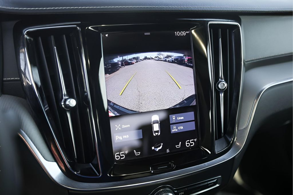 Used Car 2022 Volvo S60  B5 R-design For Sale Under $25,000 In Austin, Texas