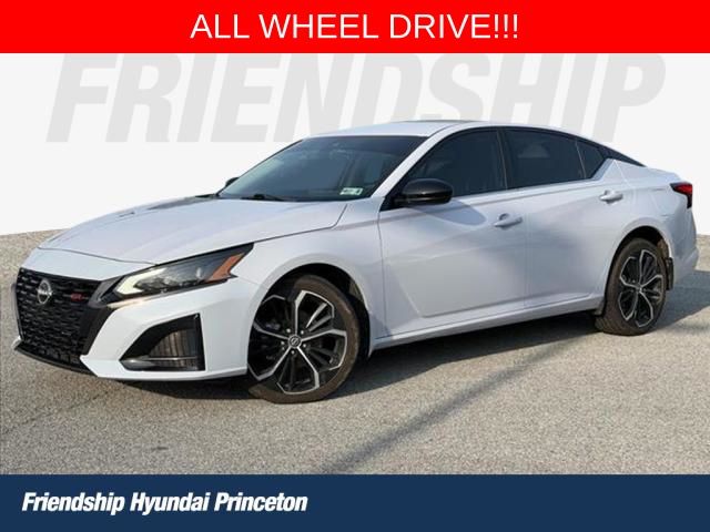 Gray Sky Pearl 2023 Nissan Altima Sedan All-Wheel Drive Continuously Variable Transmission