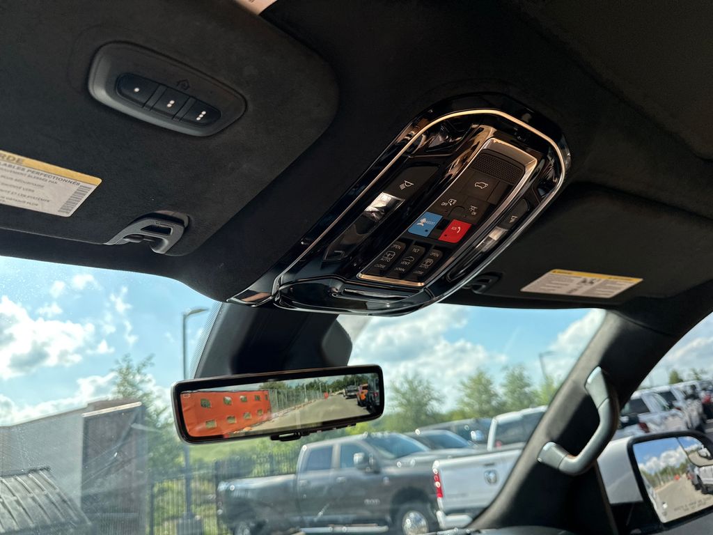 Used Car 2022 Jeep Grand Wagoneer  Series Iii For Sale Under $50,000 In Austin, Texas