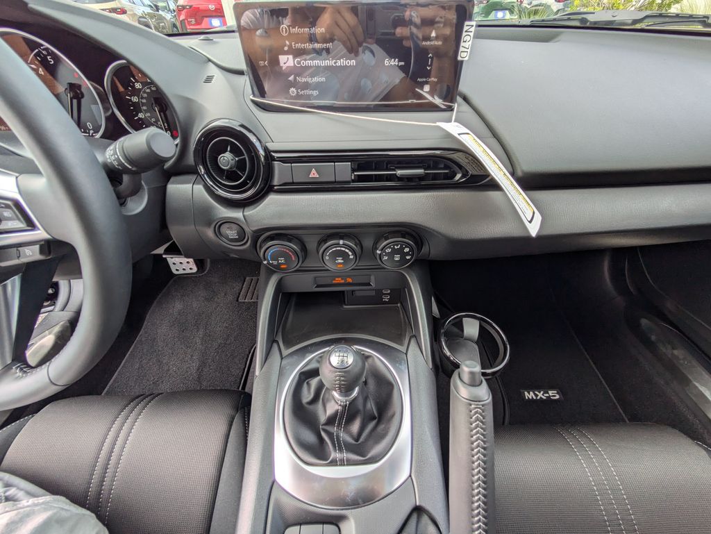 2026 Mazda MX-5 Miata Sport