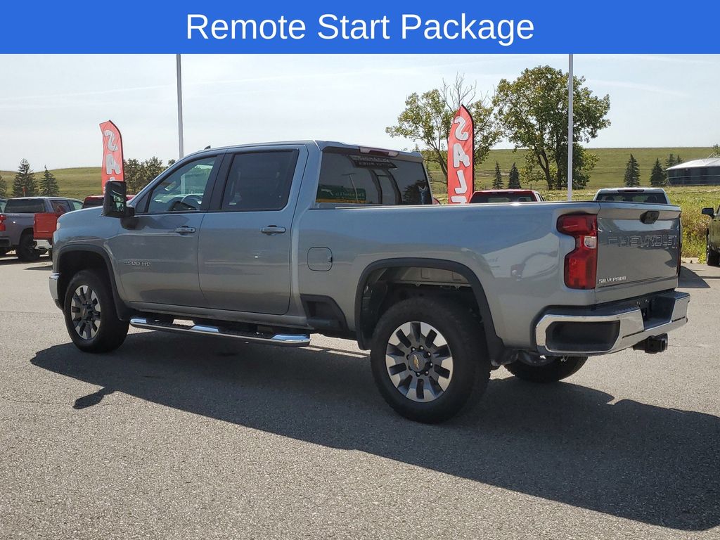 2025 Chevrolet Silverado 2500HD LT 3