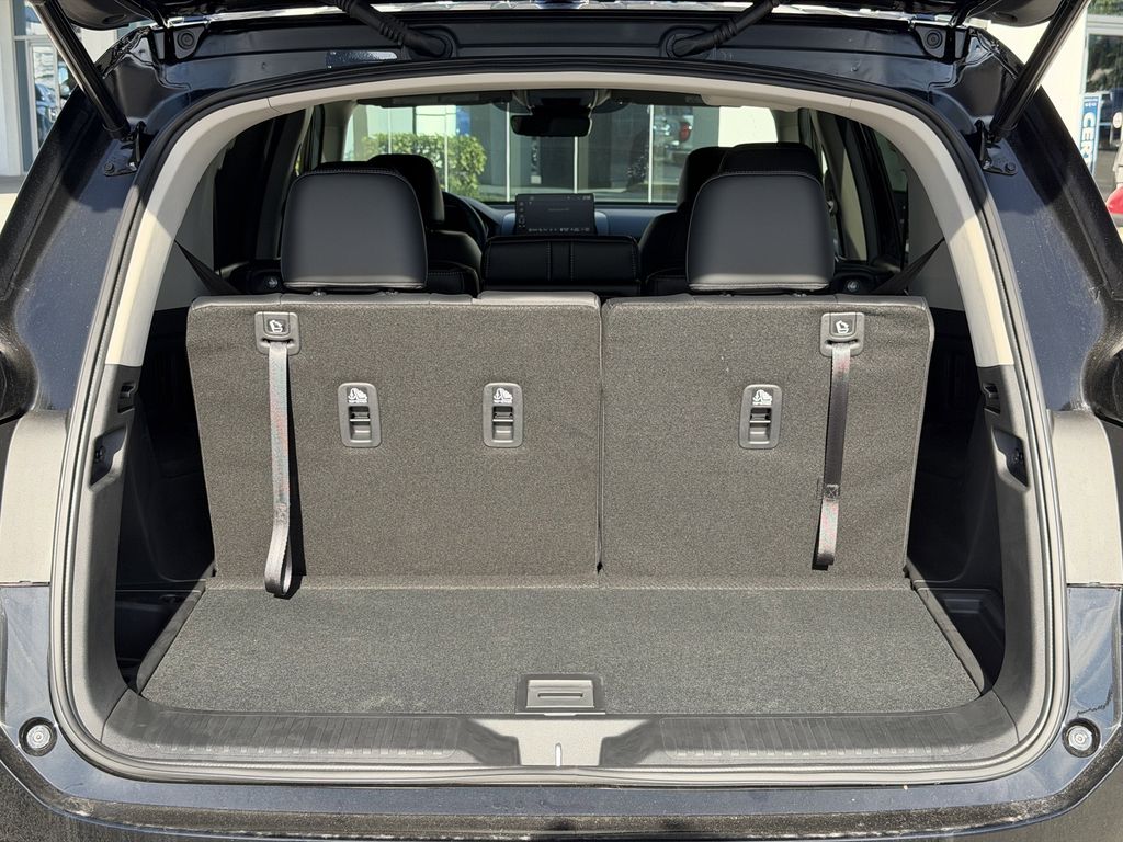 new 2025 Honda Pilot car, priced at $50,875