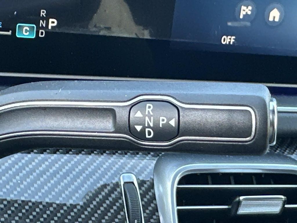 Thumbnail: 2026 Mercedes-Benz GLE - 16