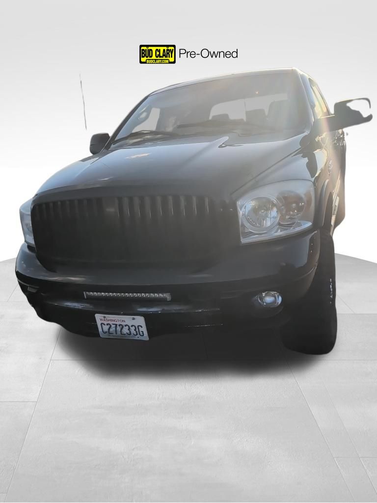 Brilliant Black Crystal Pearlcoat 2007 Dodge RAM 3500 Laramie Mega Cab 4WD Pickup Truck Four-Wheel Drive 6-Speed Automatic