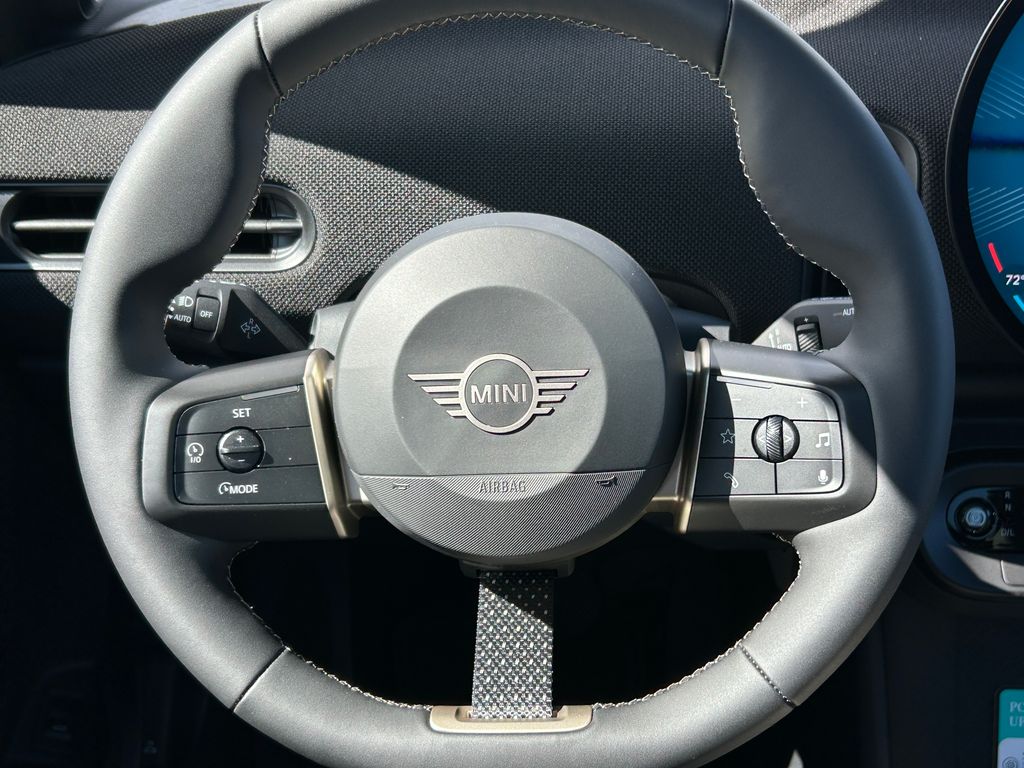 Thumbnail: 2026 MINI Cooper - 18