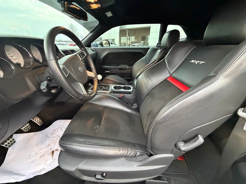 2009 Dodge Challenger SRT8 - 10