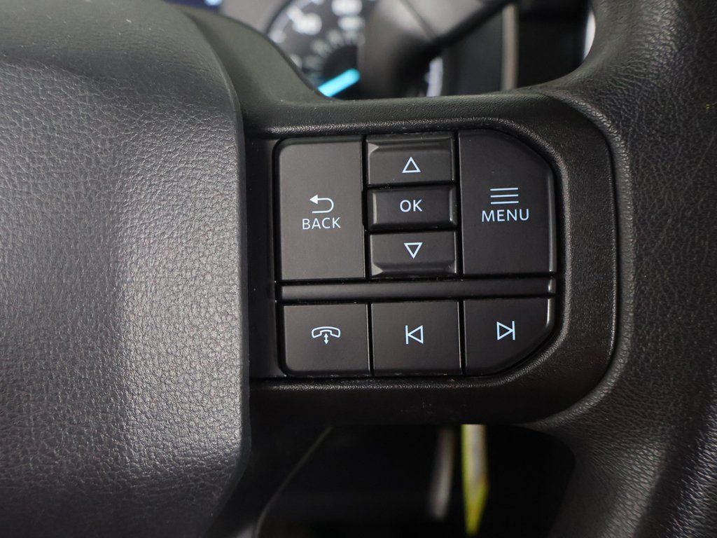 Used 2022 Silver Ford XLT image 37