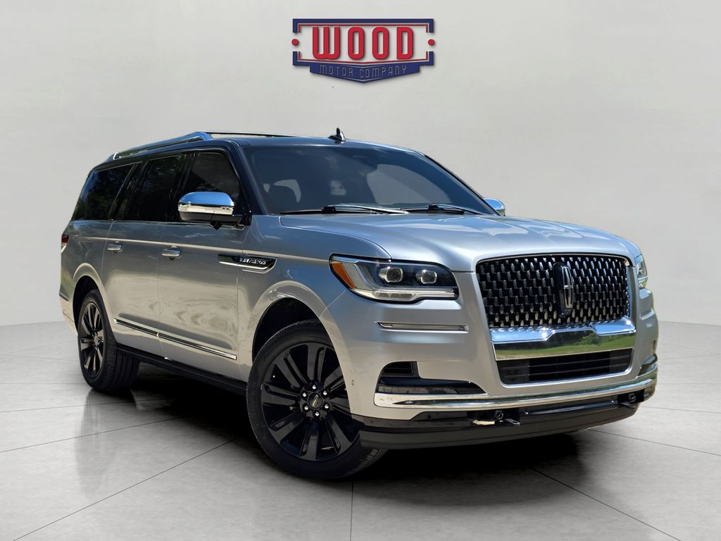 Radiance Metallic 2024 Lincoln Navigator SUV / Crossover Four-Wheel Drive Automatic