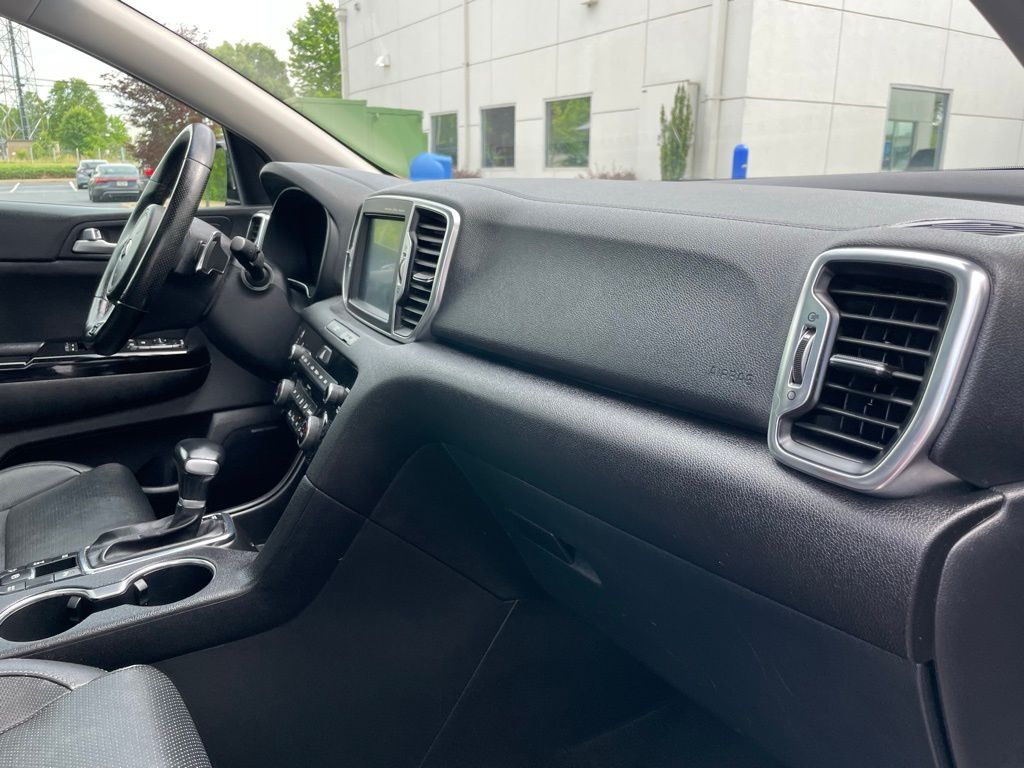 2018 Kia Sportage SX 32