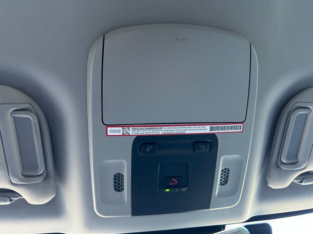 Thumbnail: 2025 Toyota Camry - 29