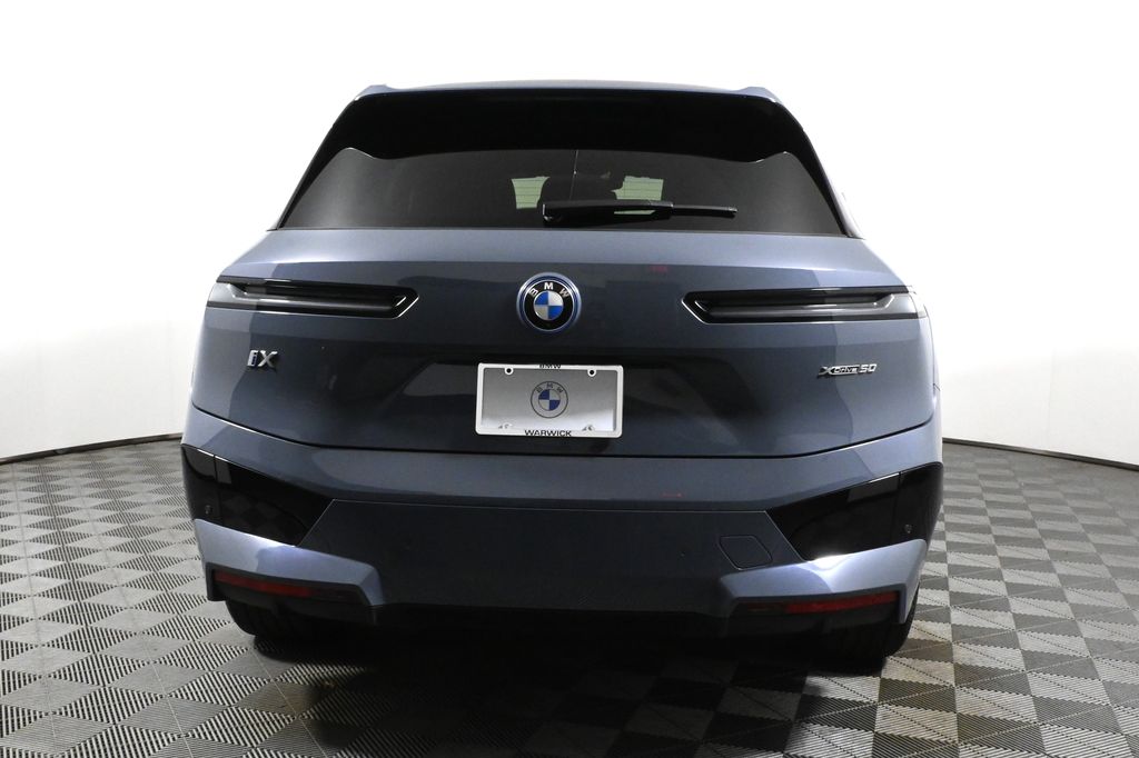 Thumbnail: 2025 BMW iX - 6