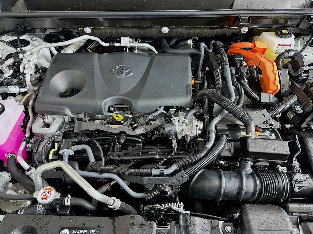 Thumbnail: 2024 Toyota RAV4 - 31
