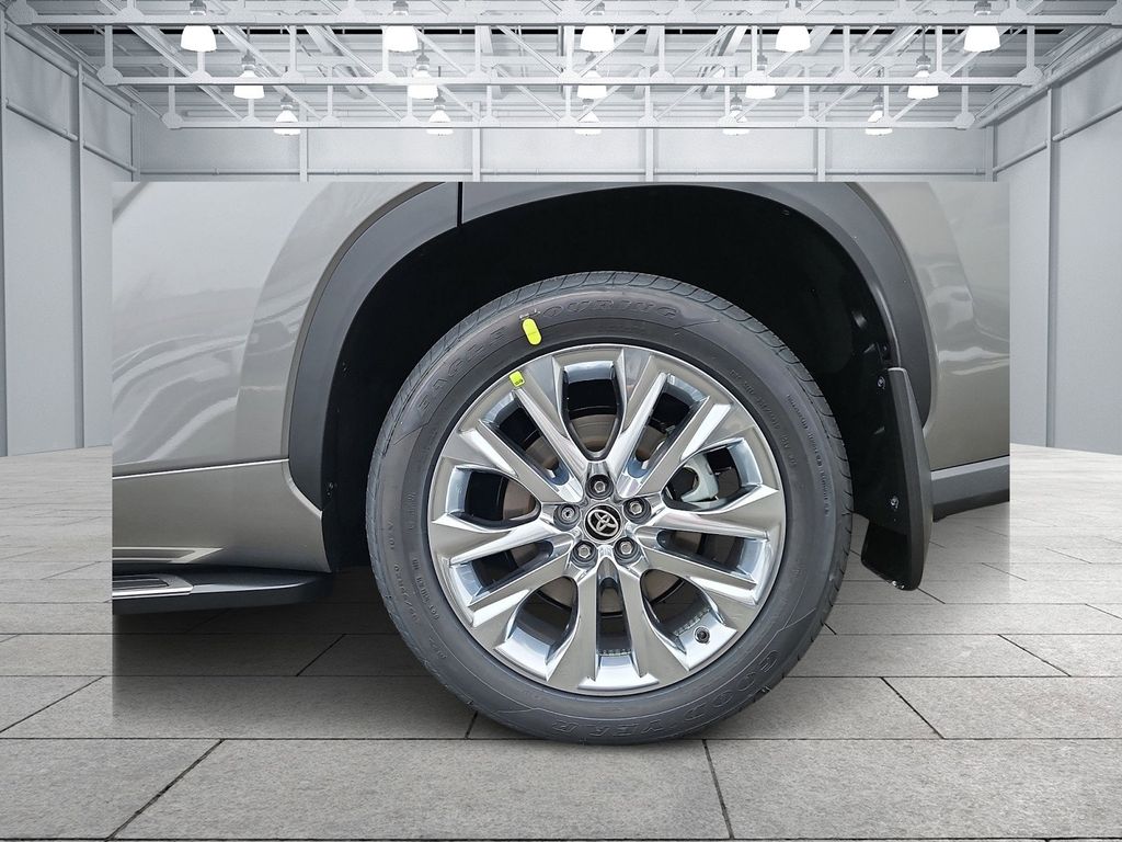 Thumbnail: 2026 Toyota Highlander - 7