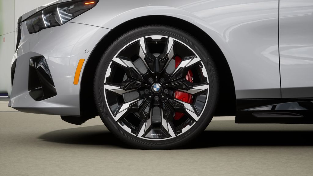 Thumbnail: 2026 BMW i5 - 7